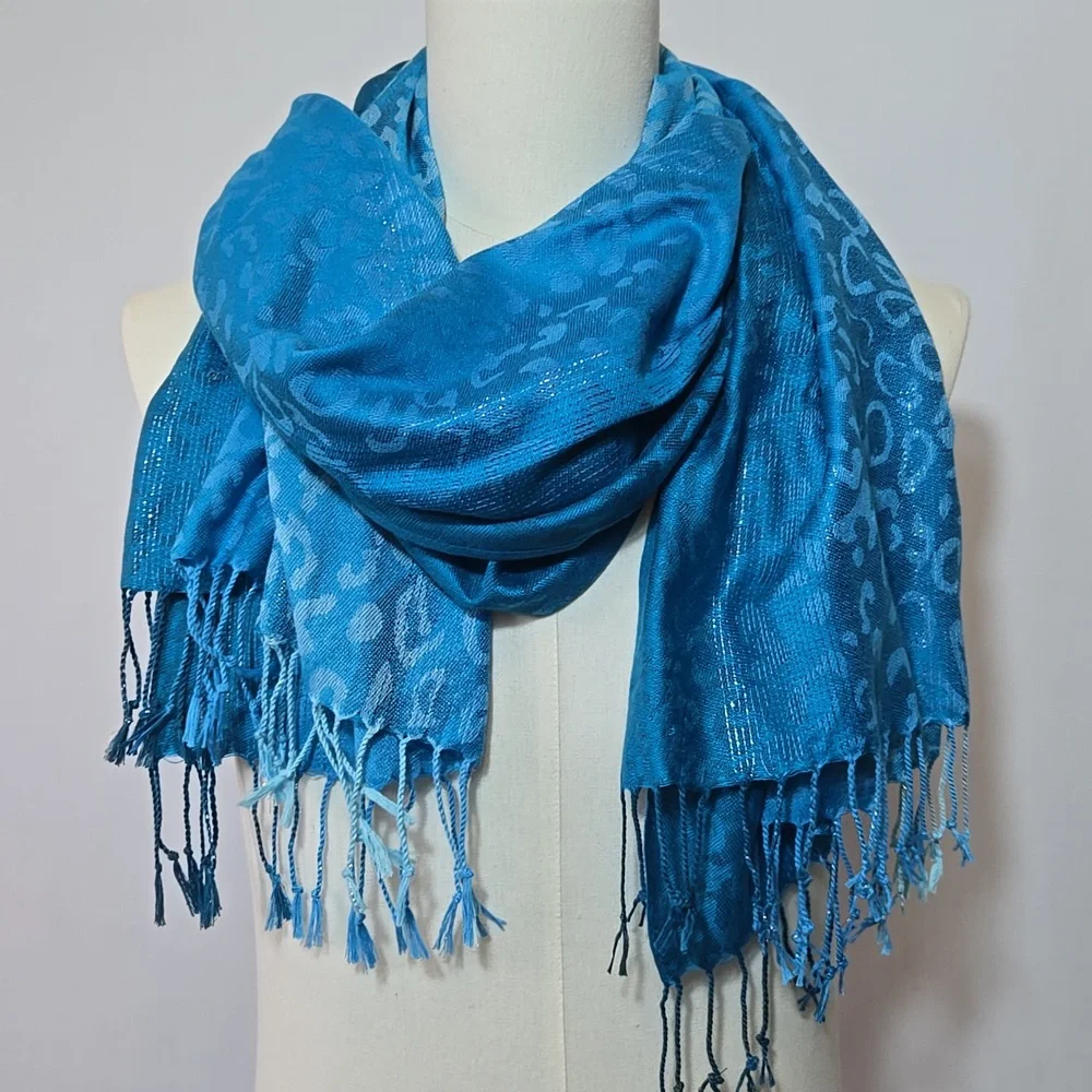Pashmire Blue Ombre Leopard Animal Print Fringed‎ Scarf Wrap Classy